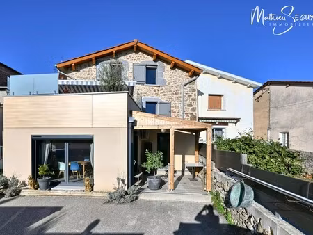 maison de luxe à vendre à saint-martin-en-haut