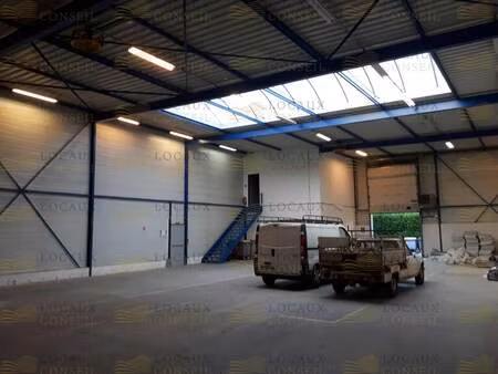 location local d’activités domont 95330 440m²