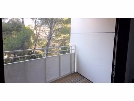 t1 bis avec parking et balcon à cannes