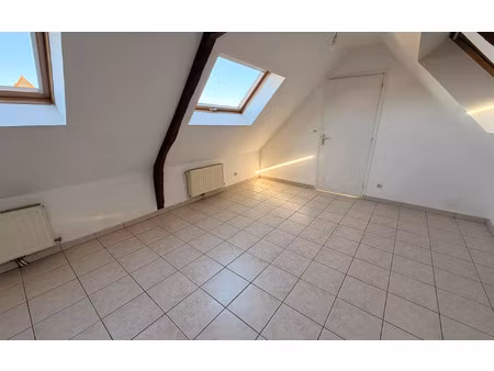 location appartement  m² t-2 à gondecourt  490 €