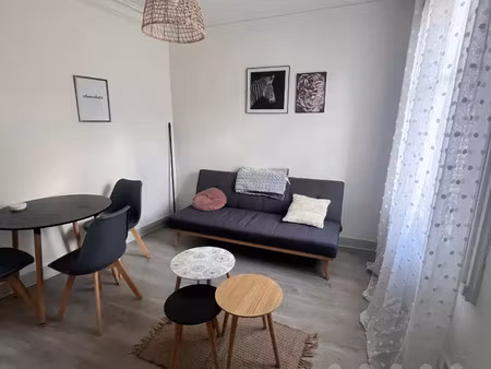 location appartement 2 pièces 25 m² à poitiers (86000)