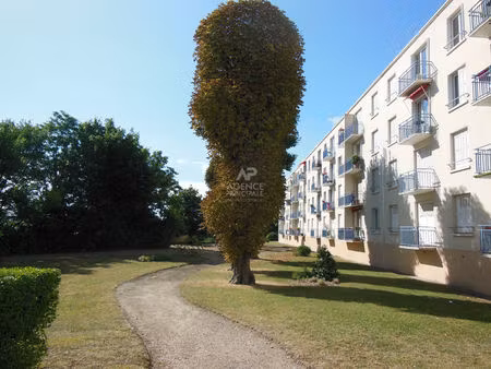 appartement de 4 pièces meublé - saint germain en laye