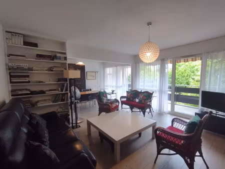 à vendre au centre-ville de thonon-les-bains : grand apparte