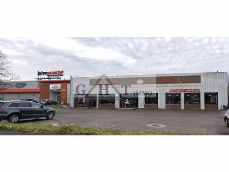 emplacement n°1 en zone commerciale