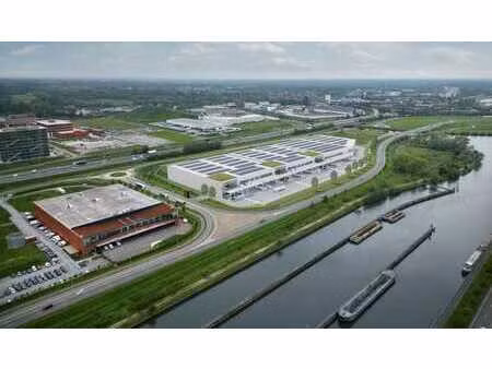 entrepôt logistique à louer à ghent gateway sur l'eilandje