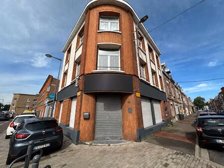 local commercial lomme envrion 70m²