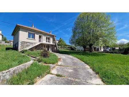 maison - 102m ²