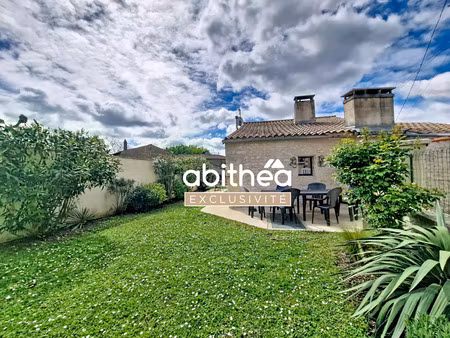 charentaise rénovée | possibilité 3 chambres | 280m² de terrain clos |