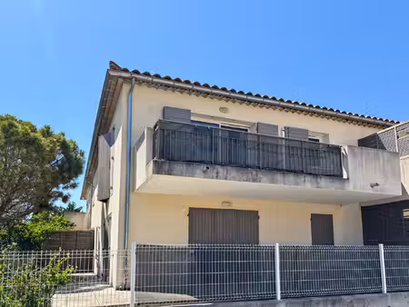 appartement t3 terrasse et parking