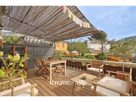 t2 - 53m2 - terrasse - jardin - parking - cave