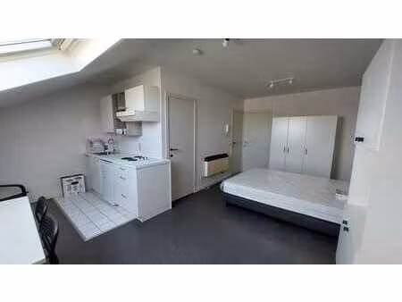 studio meublé à louer pour 1 personne à bruges