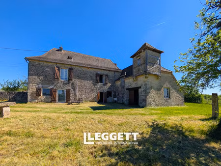 maison 4 pièce(s)  la chapelle-saint-jean
