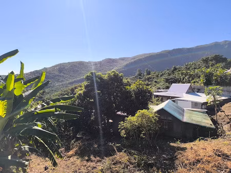 vente terrain 300 m² à la possession (97419)  150 000 €