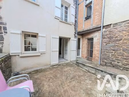 studio 1 pièce 28 m²