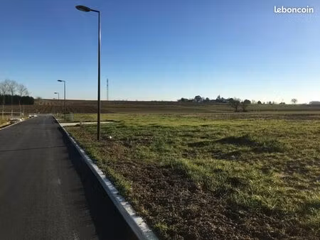 terrain 702 m² verdelais