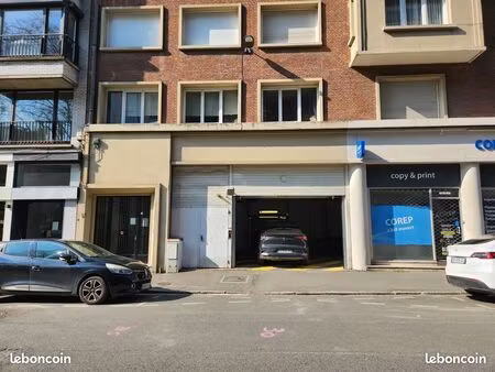 parking sécurisé 15 m2 - lille centre rihour