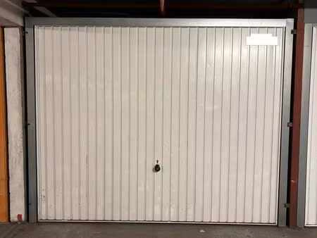 parking fermé sécurisé – 13 5m² – paris 19 (orgues de flandre)