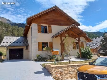 chalet 5 pièces dans le queyras