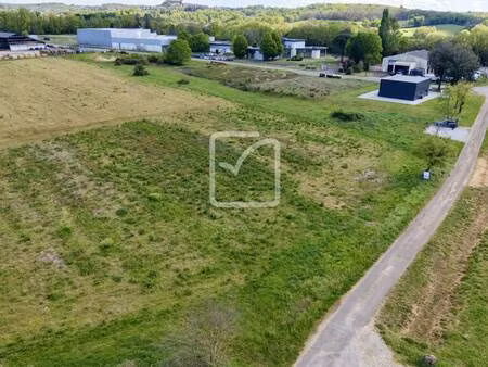 terrain constructible viabilisé à vendre