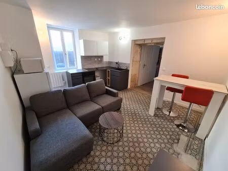 t2 meublé et climatisé
