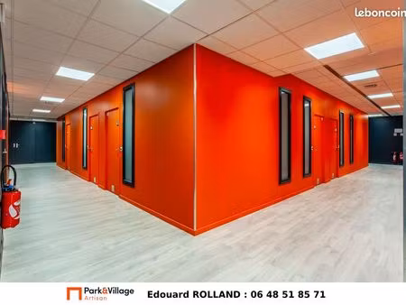 bureau à louer / bureau en location / 14 m² / 120 euros / vidéosurveillance