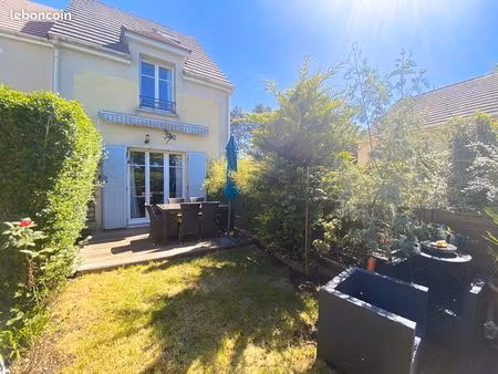 maison 4 pièces 64 m²