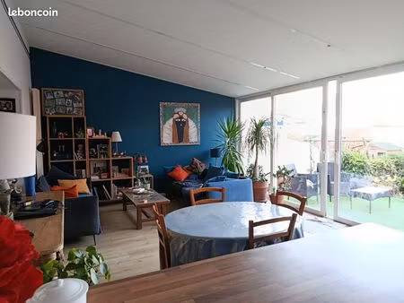 maison avec revenus locatifs – 6 chambres meublées + t2 avec jardin – hellemmes-lille