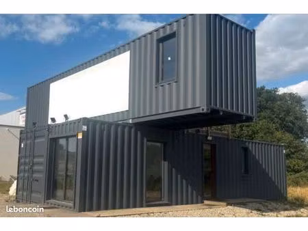 a louer / a vendre bureaux en containers + atelier