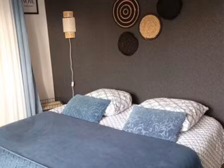 chambre meublée