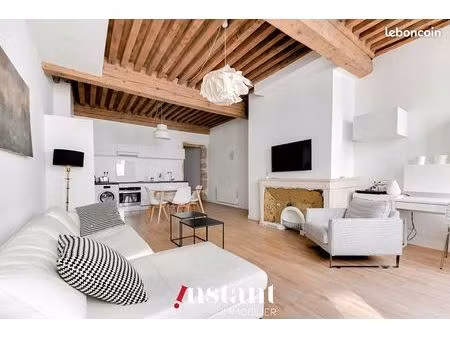 appartement 2 pièces 64 m²