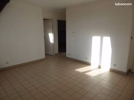 appartement 40 m2 t2 neuf et calme