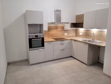 en exclusivité  à bezannes  très bel appartement t4 de 93 53 m² avec une très grande terra