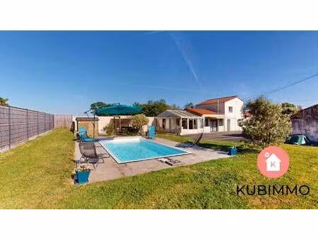 vente maison piscine à saint-vincent-sur-jard (85520) : à vendre piscine / 120m² saint-vin