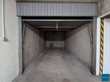 vente garage et parking à caen la maladrerie - st-paul (14000) : à vendre / 13m² caen la m