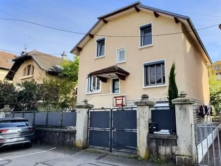 maison chambéry- secteur bissy- 8 pièces-184 m2 sur 400m2 de terrain