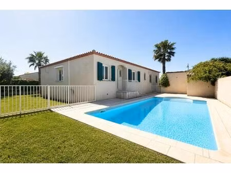 villa plein pied 4 faces - jardin - piscine