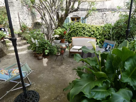 maison de village 6 pièces 3 chambres avec jardin et terrass
