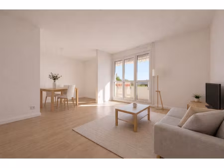 t3 bis avec balcon et garage - exposition sud