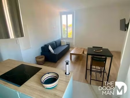 appartement 83400
