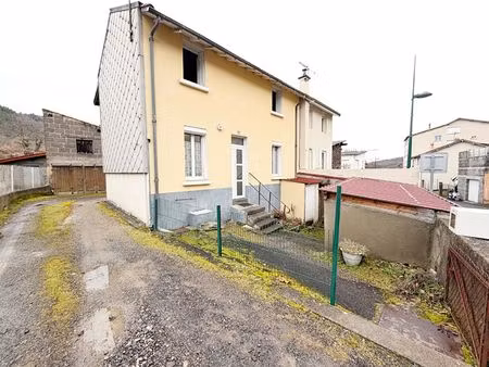 maison 3 pièces de 64m2