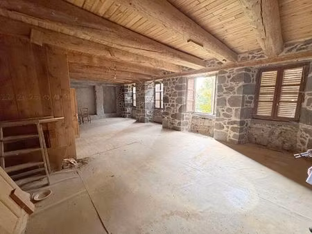 maison corps de ferme