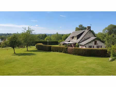 maison de caractère en pierre avec dépendances et beau terrain plat à roche le peyroux 191