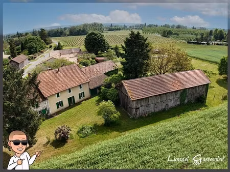 maison avec dépendances à rénover à vendre 5 pièces 2 chambres à saint pierre d'eyraud en 
