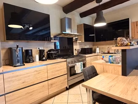 maison en pierre 6 pièces à valuejols