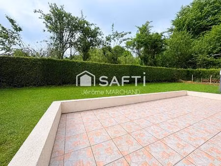 maison familiale avec jardin et sous sol