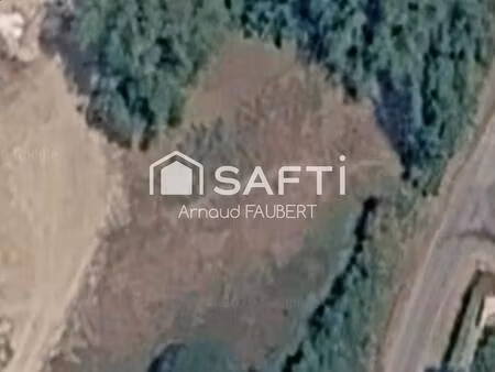 terrain constructible et divisible de 2000m2