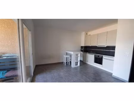 location appartement 1 pièce 31 m² à ajaccio (20090)
