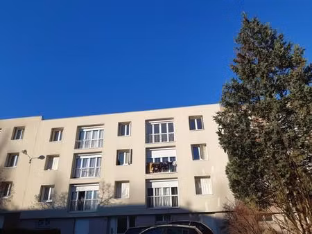 spacieux t4 a louer proche centre saint loup sur semouse
