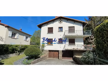 bel appartement t3 en rez-de-chausée
