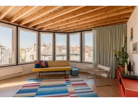 de doordachte gelaagdheid van woning v: lezze architecten in antwerpen-noord